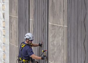 Facade Inspection by Rope 